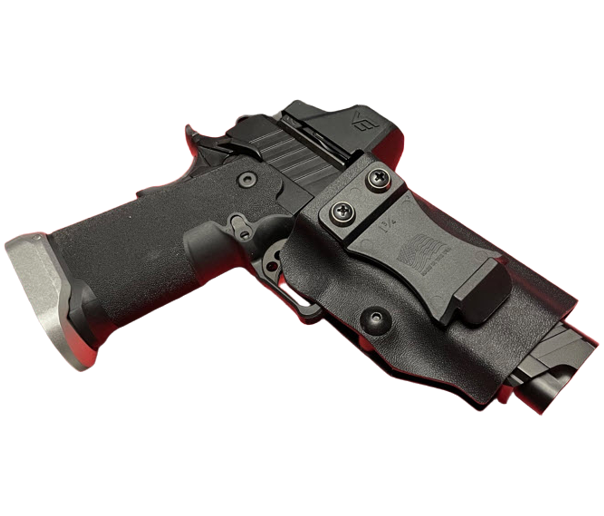 Massgefertigter KYDEX-Holster für Basel von KYDEX-FORMER